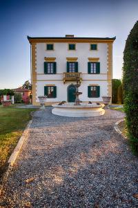 Holiday agriturismo with private swimming pool in Liguria, Italy.6